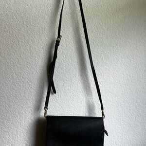 Tory Burch Black Crossbody Bag with Minimalist Design